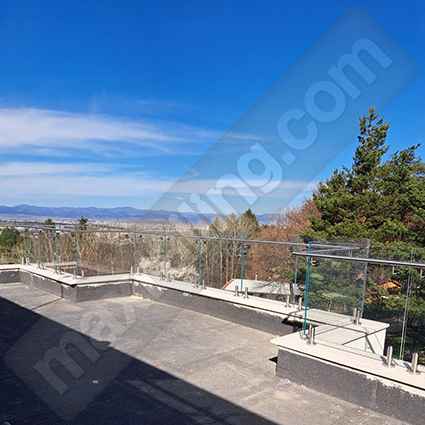 Stuklen parapet za terasa